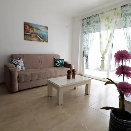 アパート Lovely One Bedroom Sarandë