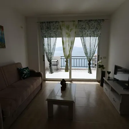 アパート Lovely One Bedroom Sarandë