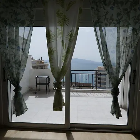 アパート Lovely One Bedroom